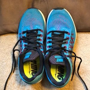 Like new Nike running shoe